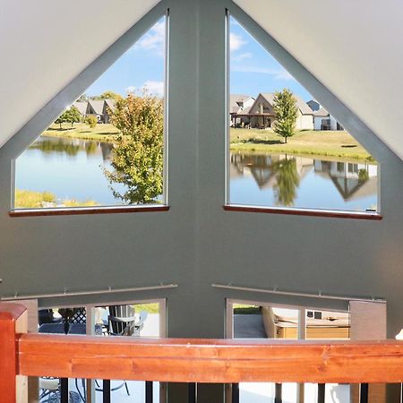 Boho Bungalow On The Pond W/ Hot Tub Arnolds Park Exterior photo